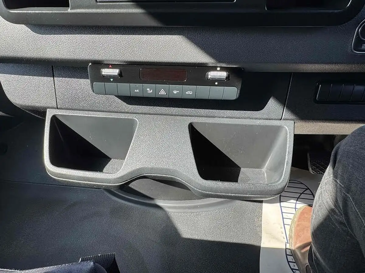 2021-mercedes-benz-sprinter-e-esprinter-l2h2-progressive-dc-80kw-big-37