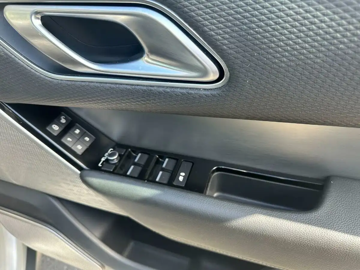 2019-land-rover-range-rover-velar-20-d240-r-dynamic-se-big-5