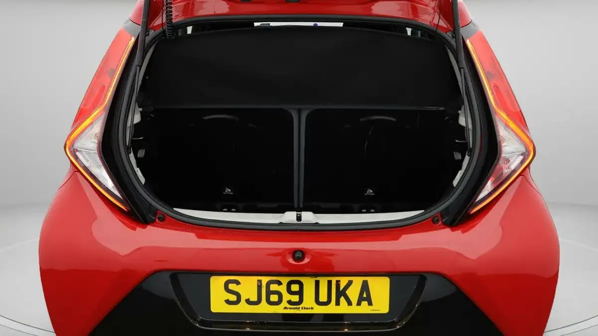 2019-toyota-aygo-10-vvt-i-x-trend-big-16