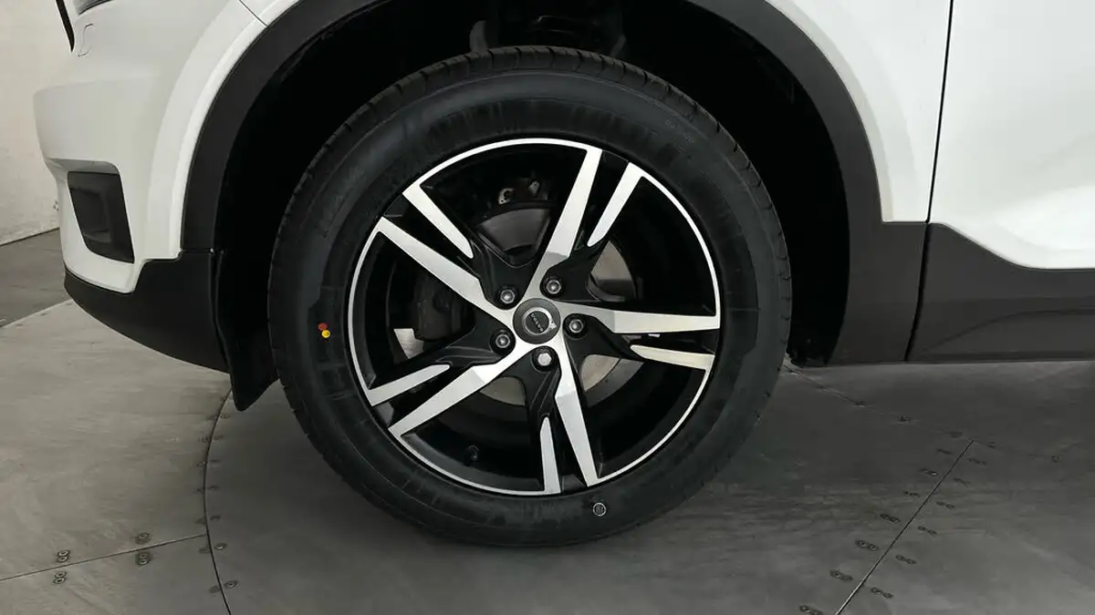 2021-volvo-xc40-15-t3-r-design-161bhp-auto-big-23
