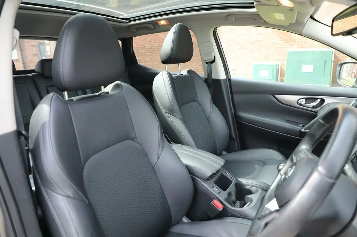 2019-nissan-qashqai-13-dig-t-tekna-140ps-big-14