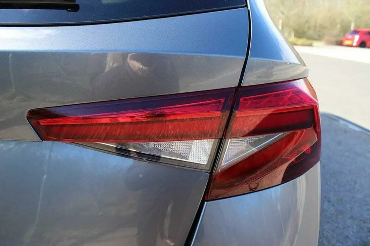 2022-skoda-fabia-10-tsi-colour-edition-95ps-big-11
