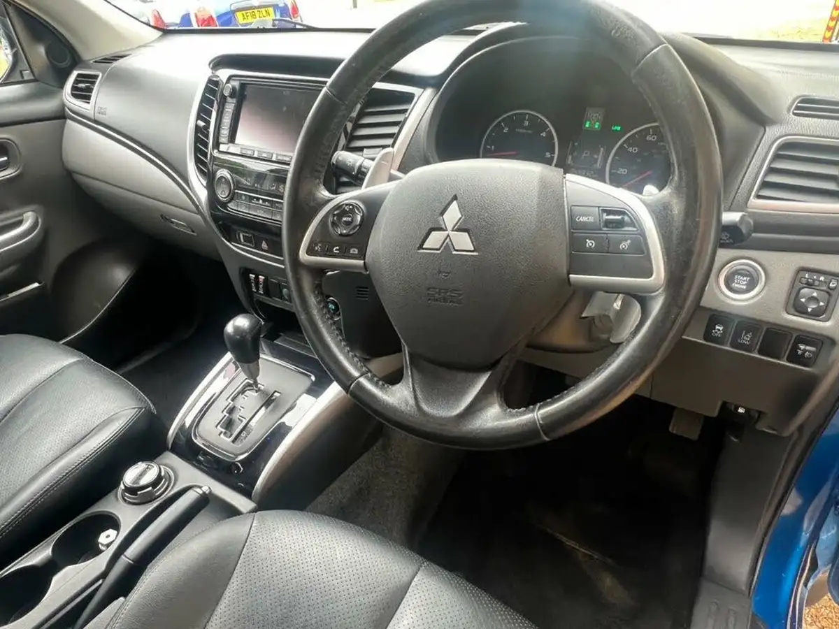 2016-mitsubishi-l200-24di-d-warrior-auto-big-27