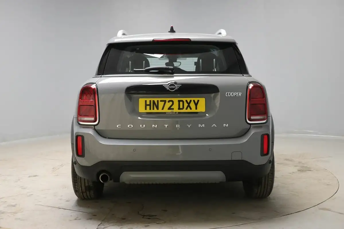 2022-mini-countryman-15-cooper-classic-big-12