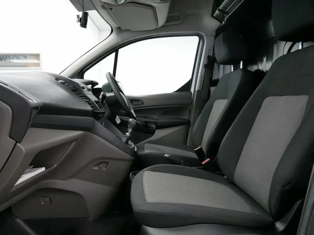 2022-ford-transit-connect-big-17