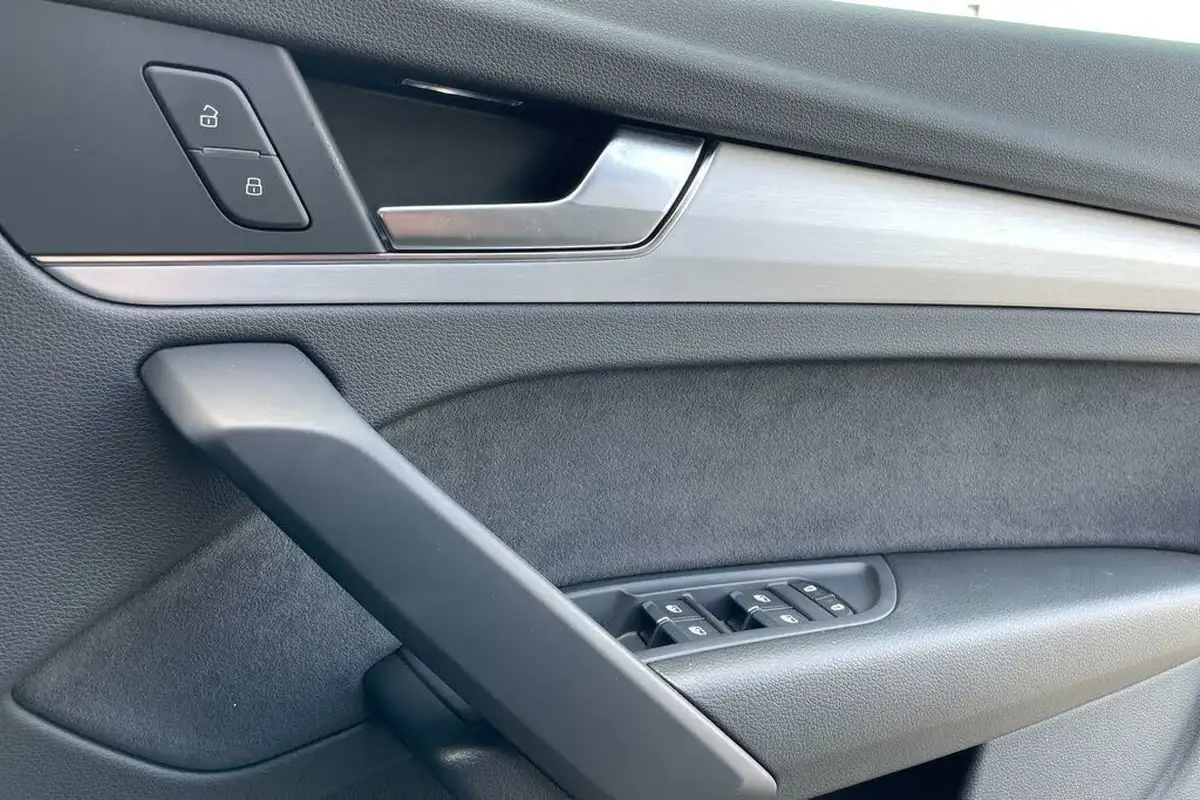 2023-audi-q5-20-45-tfsi-s-line-station-wagon-big-50