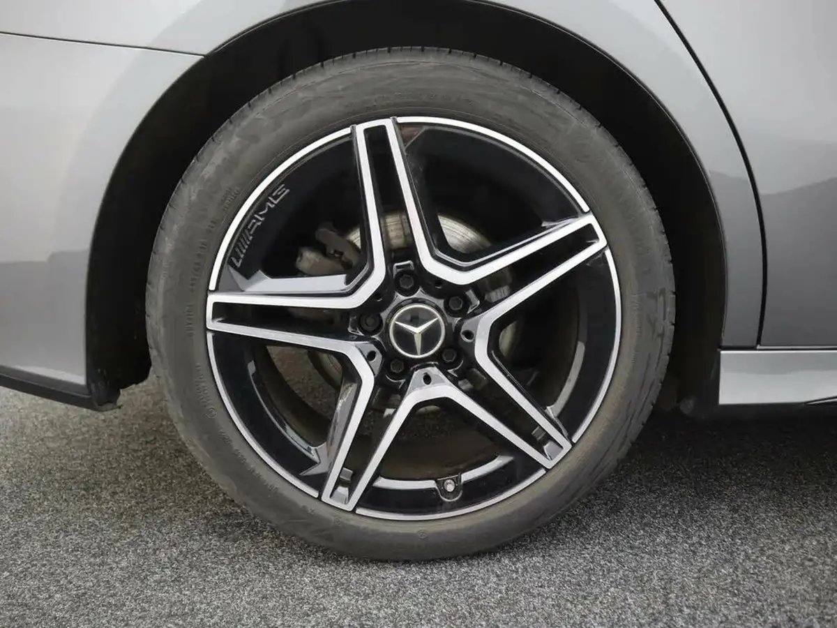 2022-mercedes-benz-a-class-13-a180-amg-line-executive-edition-saloon-4d-7g-dct-big-6