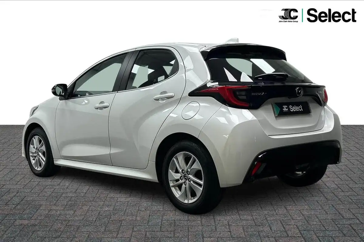 2022-mazda-mazda2-15-agile-big-3