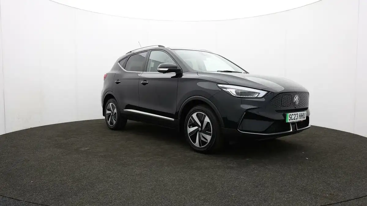 2023-mg-zs-suv-e-trophy-connect-ev-156ps-long-range-big-41