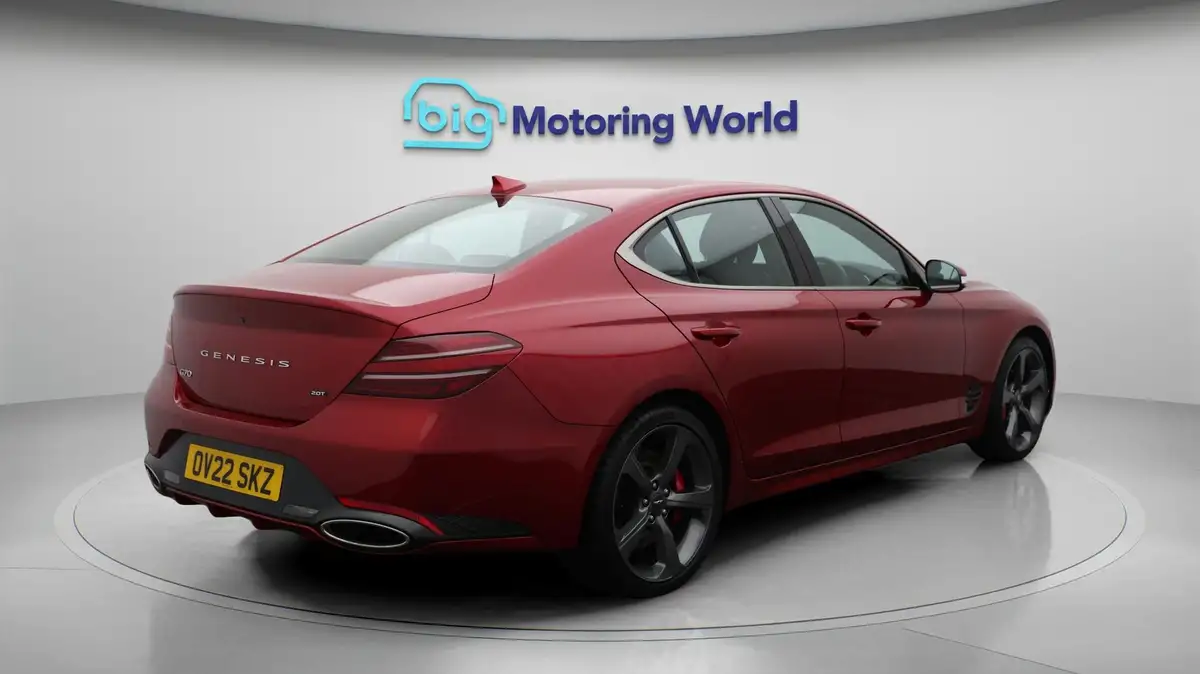 2022-genesis-g70-20-t-sport-line-saloon-4d-big-7