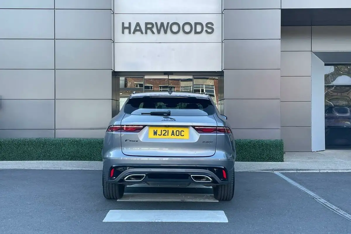 2021-jaguar-f-pace-30-d300-r-dynamic-se-mhev-big-6