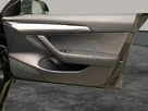 2022-tesla-model-3-e-performance-small-37