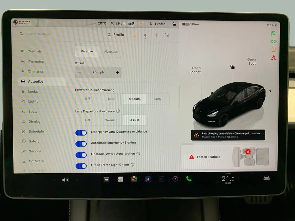 2022-tesla-model-3-e-performance-big-26