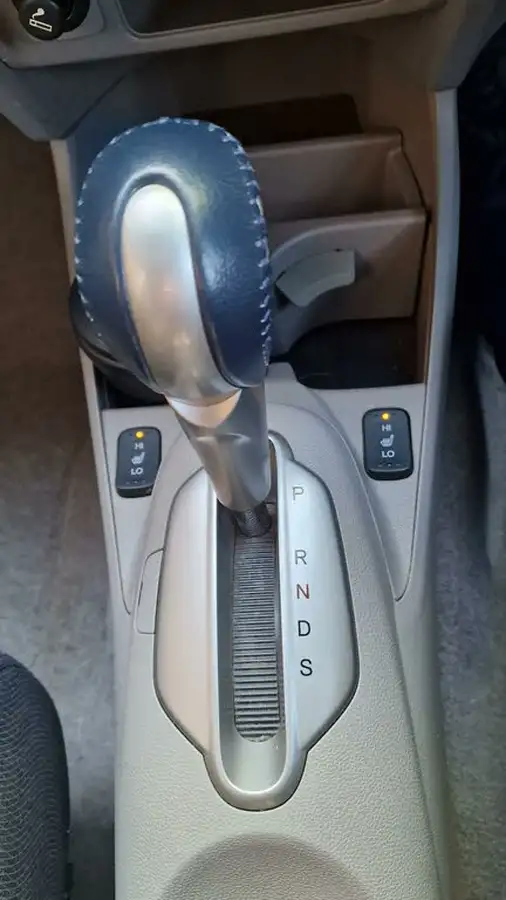 2010-honda-insight-13-es-big-4