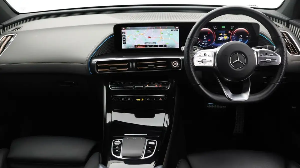 2022-mercedes-benz-eqc-e-eqc-400-amg-line-big-12