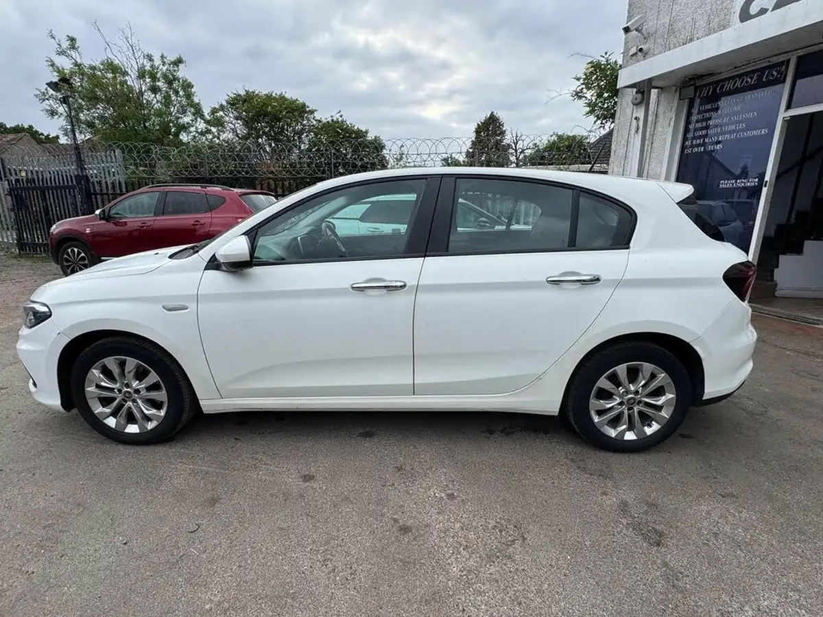2018-fiat-tipo-14-easy-plus-hatchback-big-11