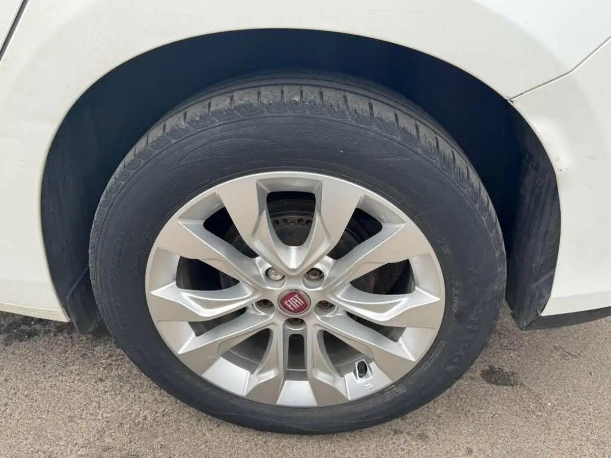 2018-fiat-tipo-14-easy-plus-hatchback-big-15