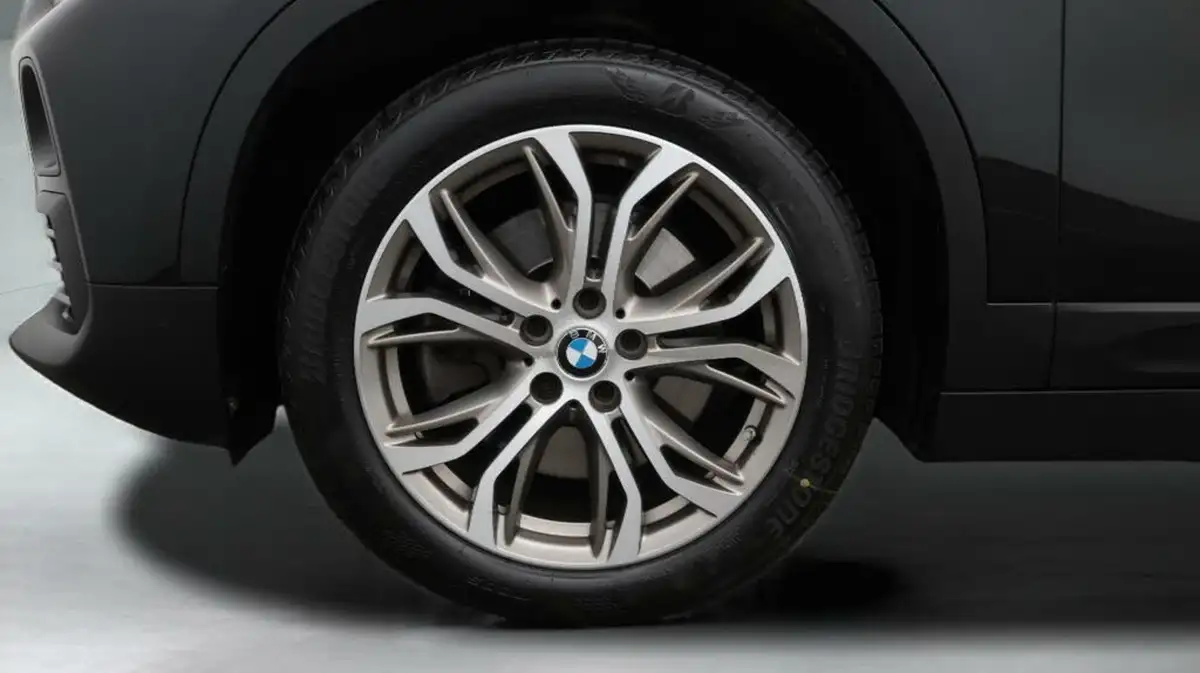 2019-bmw-x2-20-sdrive20i-sport-big-18