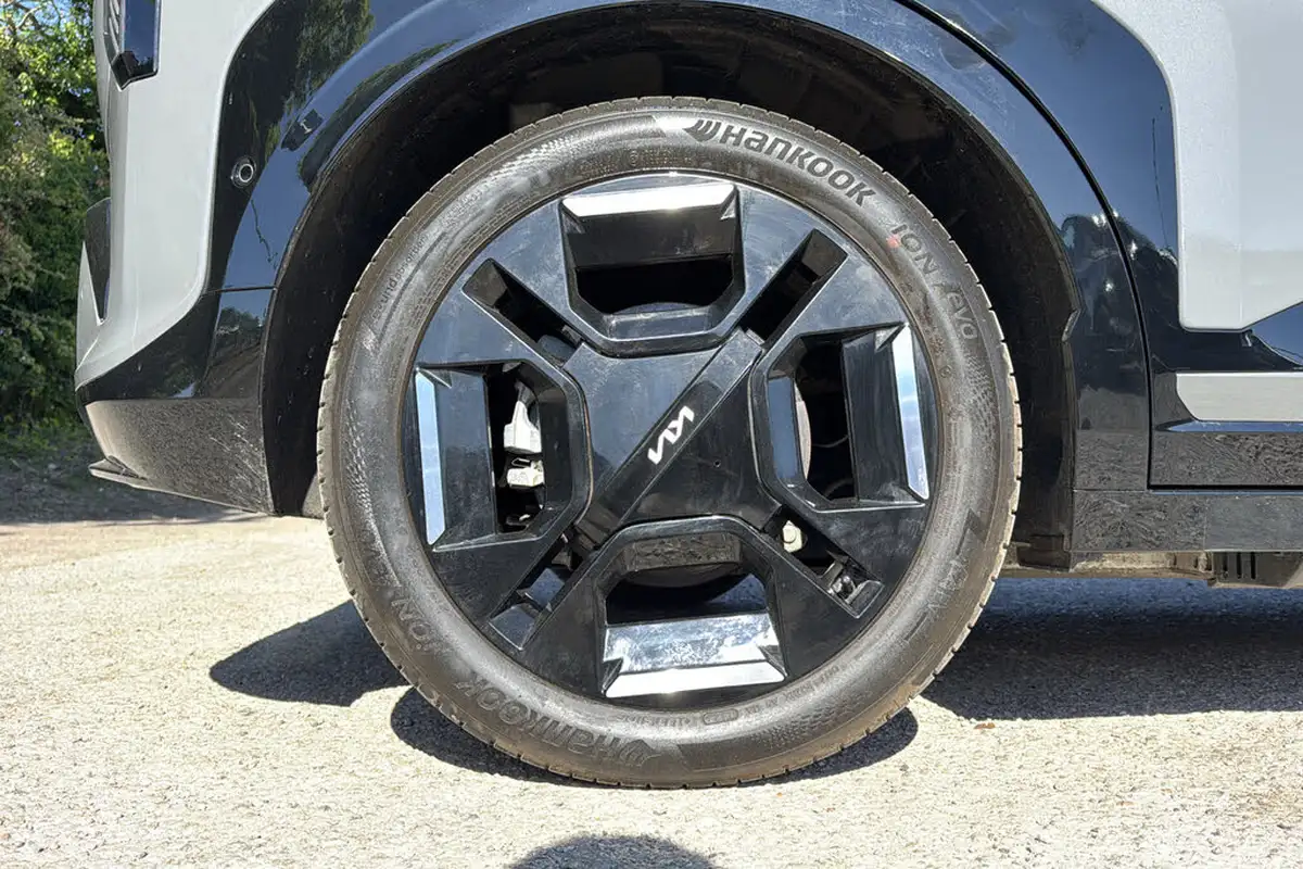 2024-kia-ev3-e-gt-line-s-big-7
