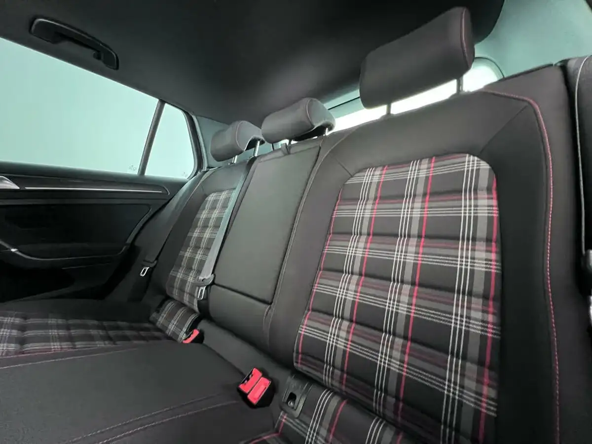2019-volkswagen-golf-20-tsi-gti-performance-5d-dsg-big-18