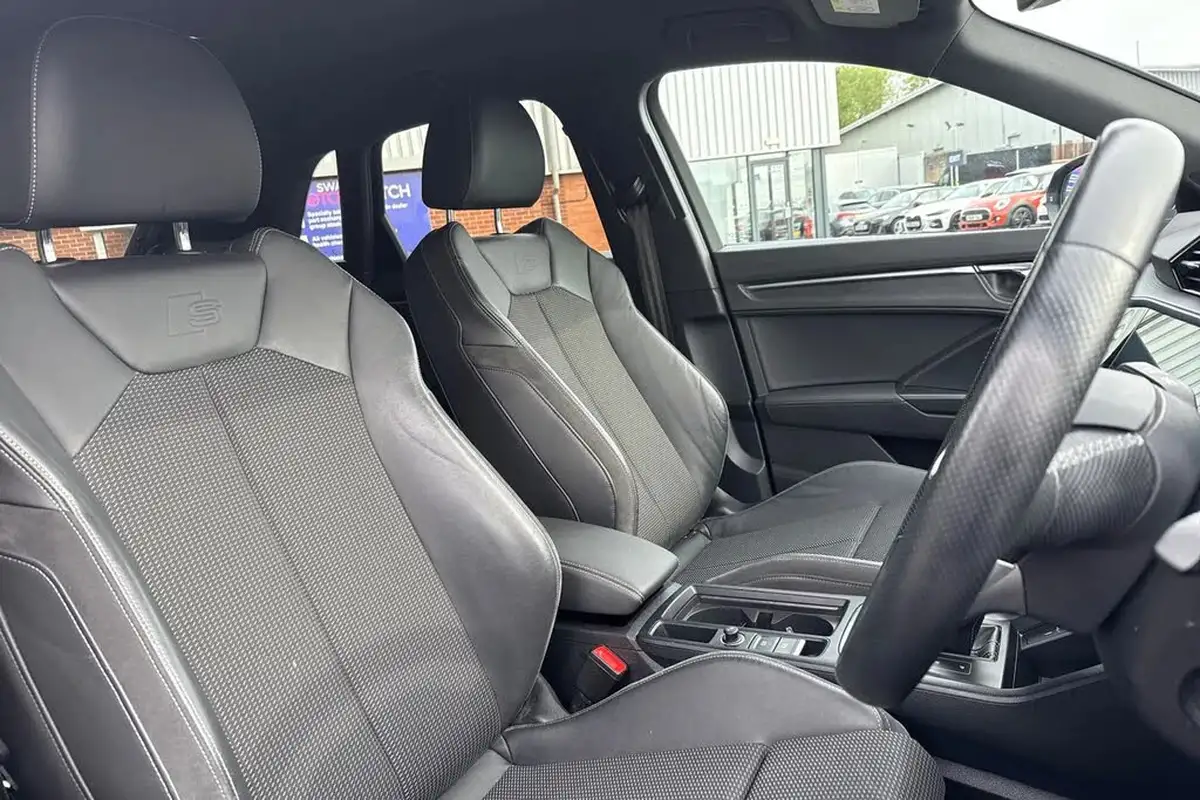 2021-audi-q3-20-35-tdi-s-line-comfort-sound-pack-station-wagon-big-23