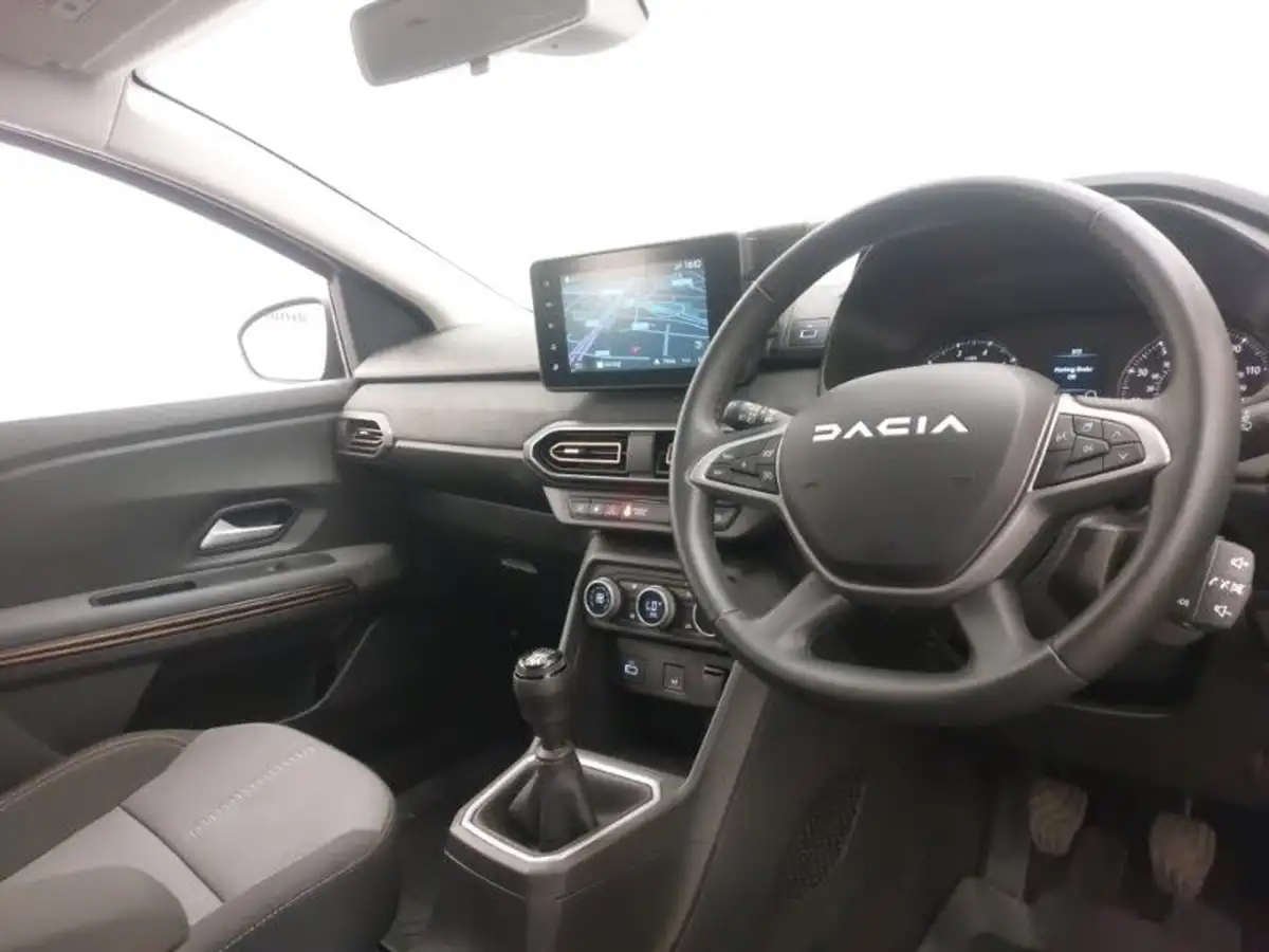 2023-dacia-sandero-stepway-10-tce-essential-90bhp-big-17