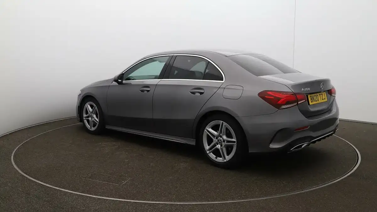 2020-mercedes-benz-a-class-13-a200-amg-line-saloon-4d-7g-dct-big-5