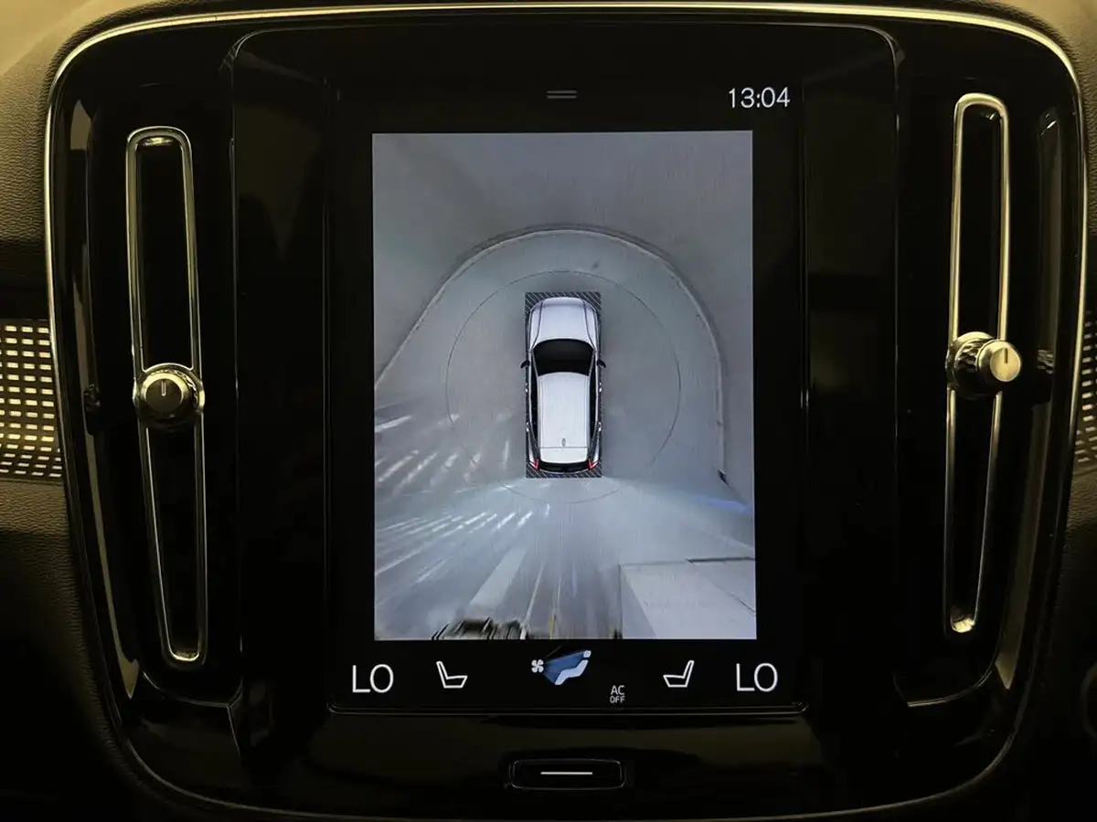 2018-volvo-xc40-20td-d4-first-edition-big-26