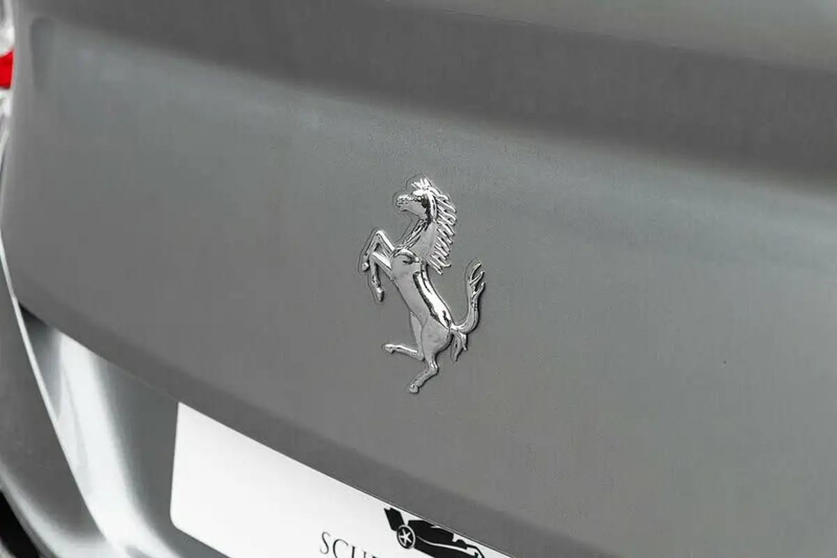 2012-ferrari-ff-63-big-32