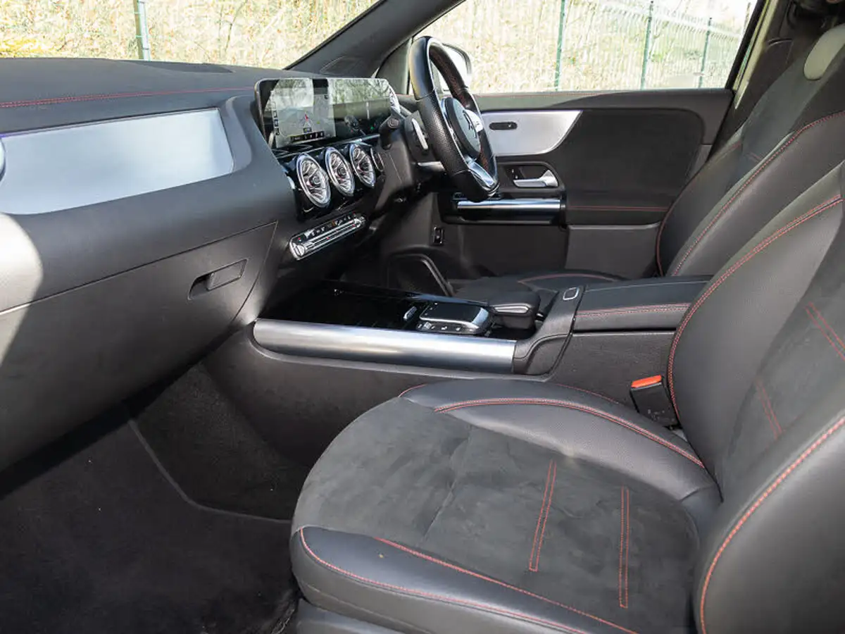 2021-mercedes-benz-eqa-e-eqa-250-amg-line-big-4