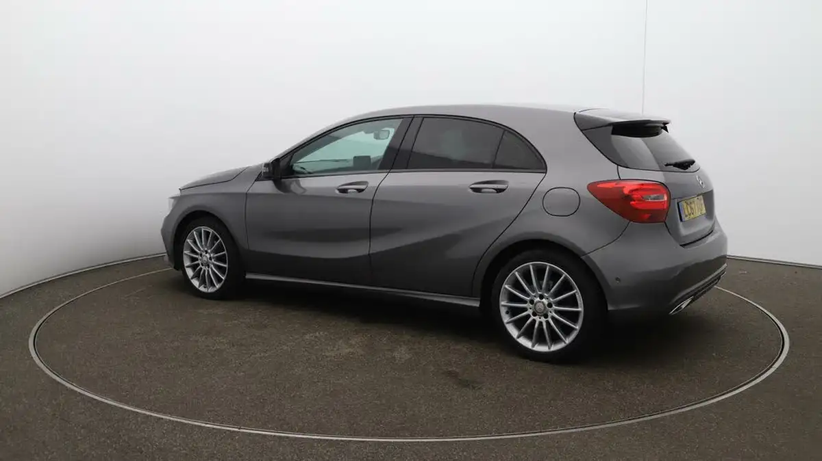 2018-mercedes-benz-a-class-15d-a180d-sport-109ps-executivess-hatchback-5d-7g-dct-big-33