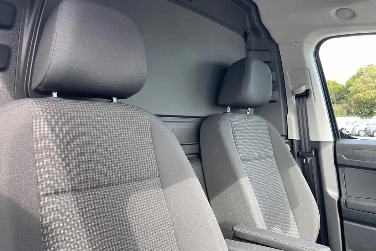 2024-volkswagen-caddy-20tdi-c20-cargo-commerce-pro-122pseu6d-dsg-big-20