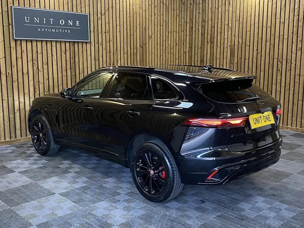 2022-jaguar-f-pace-20-d200-r-dynamic-se-big-55