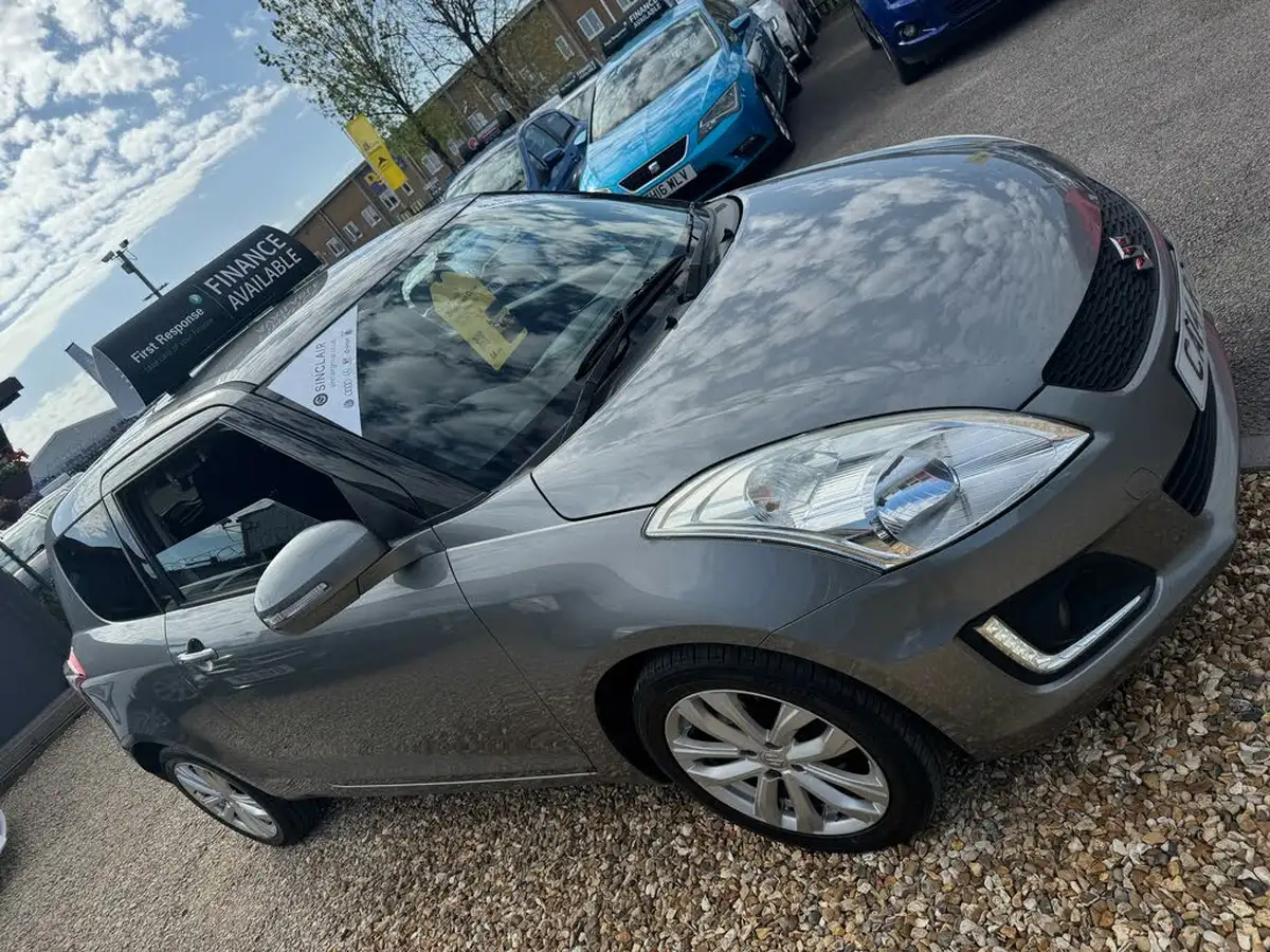 2014-suzuki-swift-12-sz4-94ps-3d-big-11