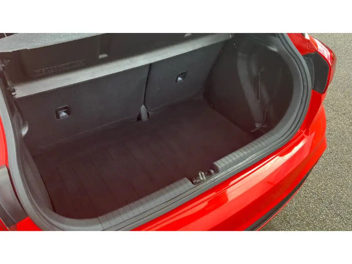 2020-hyundai-i20-12-se-big-36