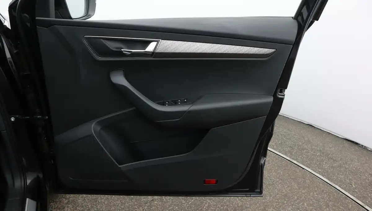 2022-skoda-karoq-15-tsi-se-l-big-15