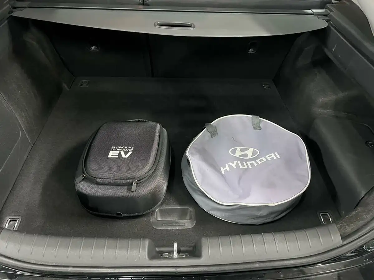 2018-hyundai-ioniq-16-gdi-premium-plug-in-hybrid-big-16