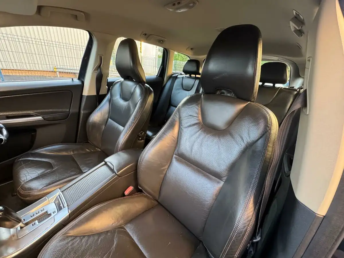 2012-volvo-xc60-24td-d3-se-lux-geartronic-big-27