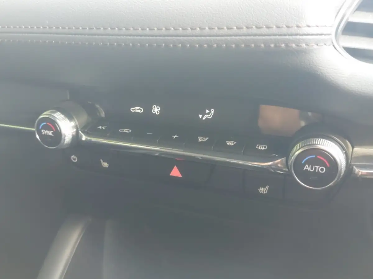 2022-mazda-cx-30-20-e-skyactiv-g-gt-sport-tech-edition-big-18