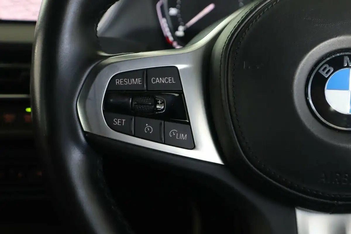 2020-bmw-1-series-big-19