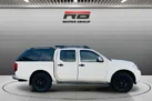 2012-nissan-navara-25td-tekna-eu-v-small-9
