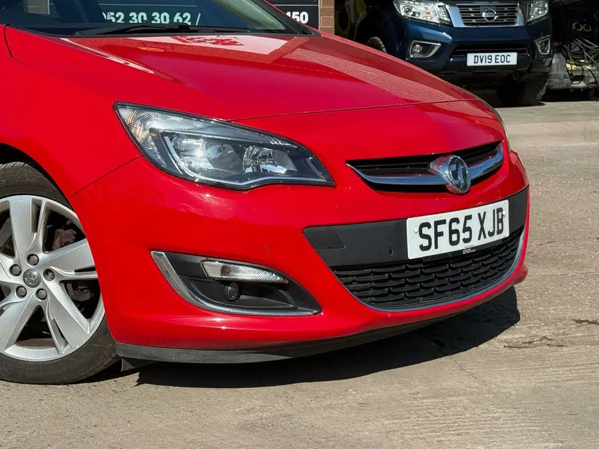 2015-vauxhall-astra-16-sri-115ps-hatchback-auto-big-61