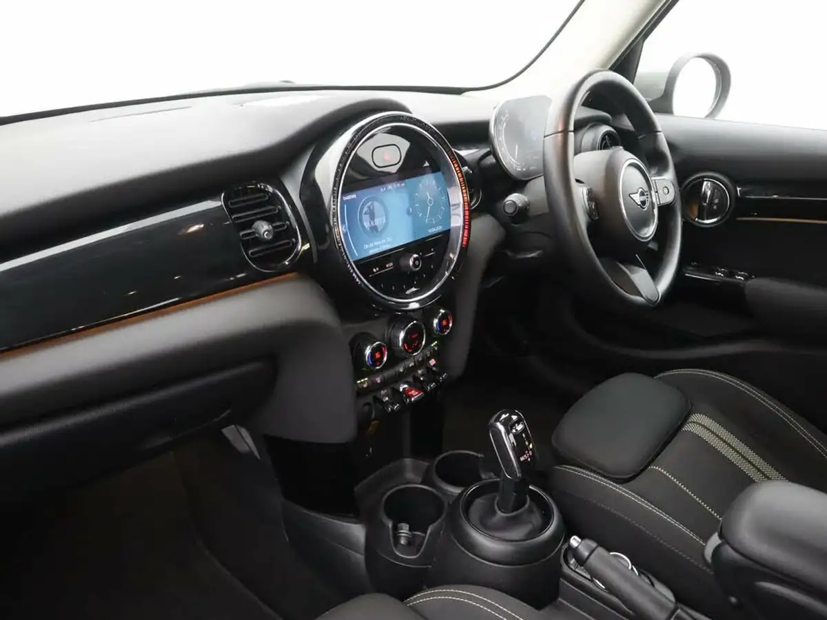 2022-mini-cooper-20-cooper-s-classic-hatchback-5d-auto-big-8