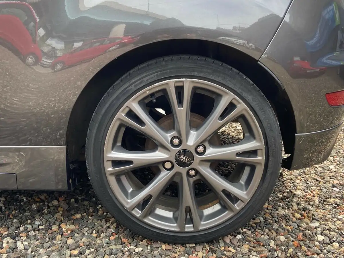 2016-ford-fiesta-10t-st-line-140ps-3d-big-33