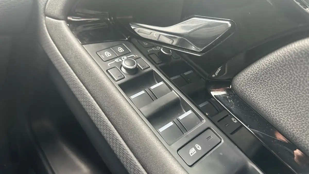 2022-land-rover-range-rover-evoque-20-d165-r-dynamic-s-big-28