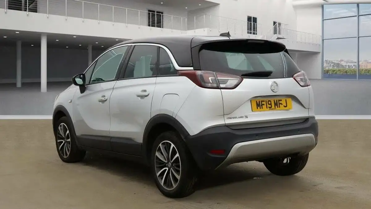 2019-vauxhall-crossland-x-12-elite-110ps-turbo-ss-auto-big-8