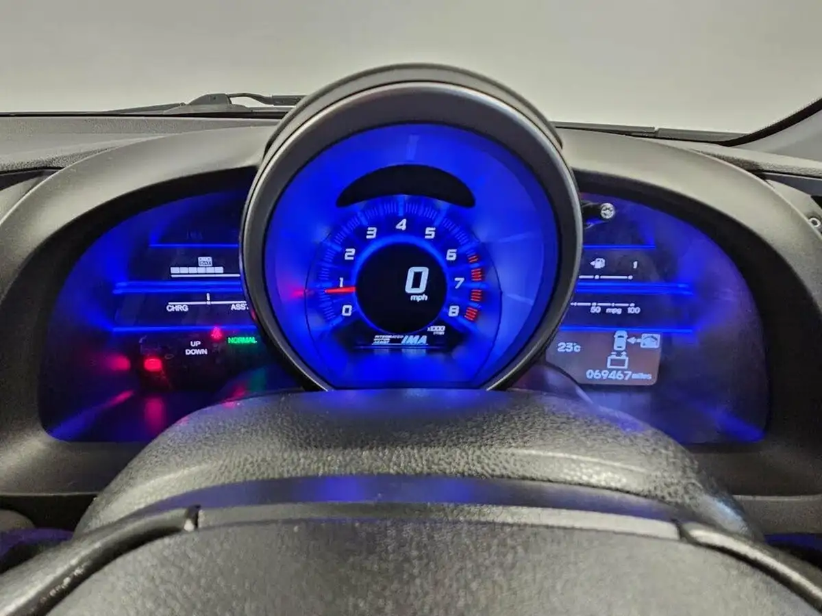 2010-honda-cr-z-15-sport-big-20