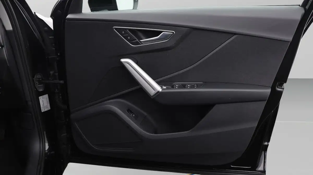 2022-audi-q2-10-30-tfsi-technik-big-14