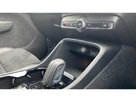 2022-volvo-xc40-15-t4-r-design-small-13