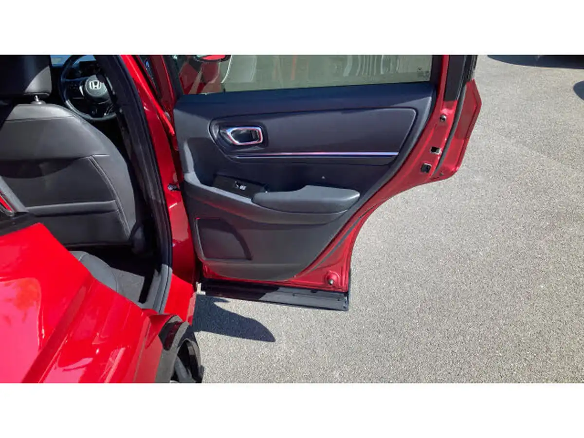 2024-honda-eny1-e-advance-big-30